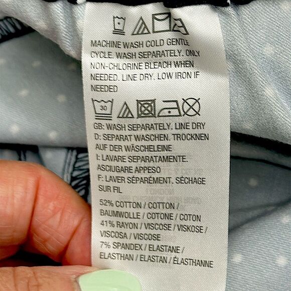 Isaac Mizrahi Pants 28W Navy Blue Pull On Ankle NWOT - Picture 11 of 11